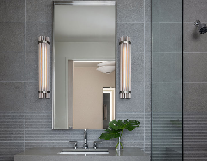 claret guest bathroom